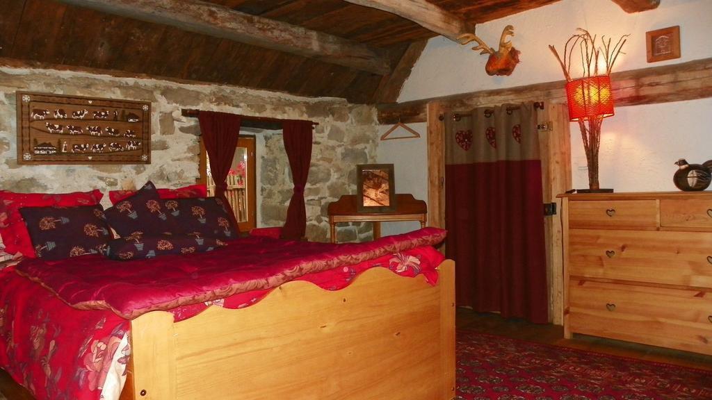Gite Du Bois De L'Ours Орсьер Номер фото